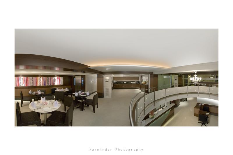Kapila Business Hotel Пуне Екстер'єр фото